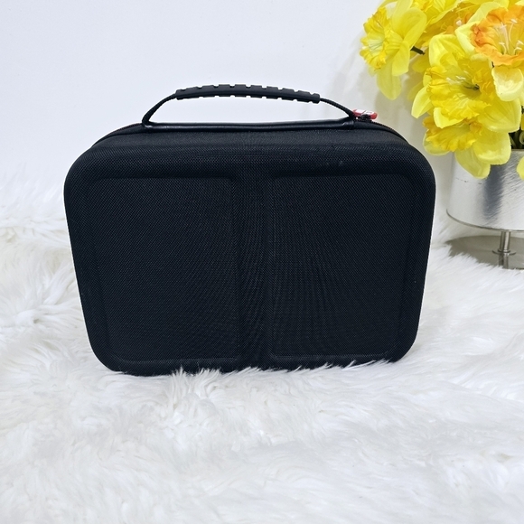 Nintendo Switch Protect and organize your  System with this Officially Nintendo - Picture 3 of 12